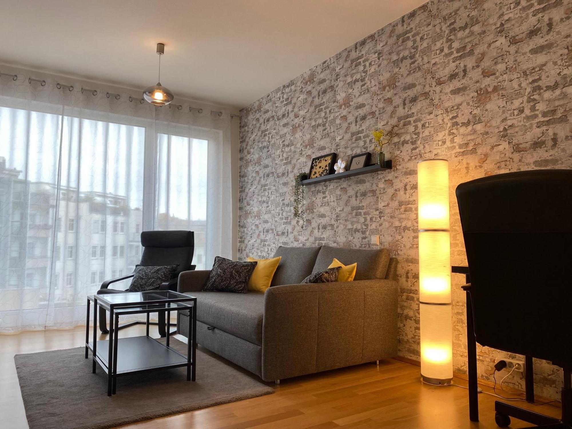 Schoenes 2 Zimmer Apartment Zentral Gelegen 普福尔茨海姆 外观 照片